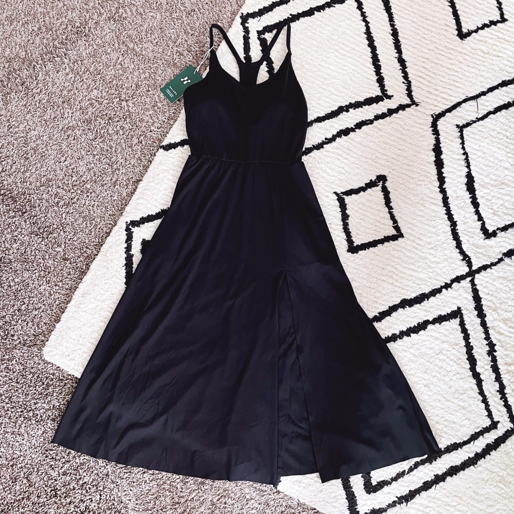 HALARA BLACK MIDI EVERYDAY CHILL DRESS - LA LAND (XS)